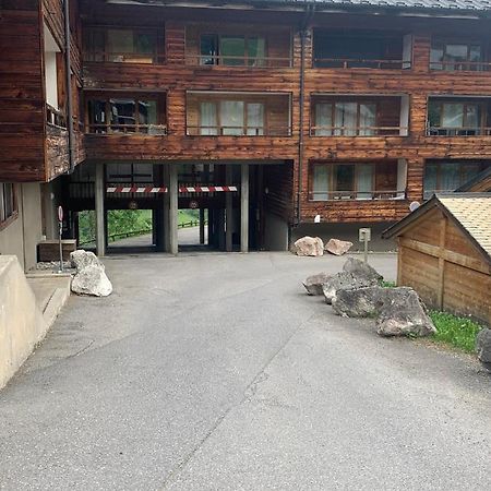 Appartement Avec Acces Piscine- Station- 4 Personnes Saint-Jean-dʼAulps المظهر الخارجي الصورة