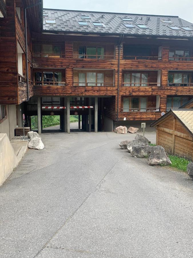 Appartement Avec Acces Piscine- Station- 4 Personnes Saint-Jean-dʼAulps المظهر الخارجي الصورة