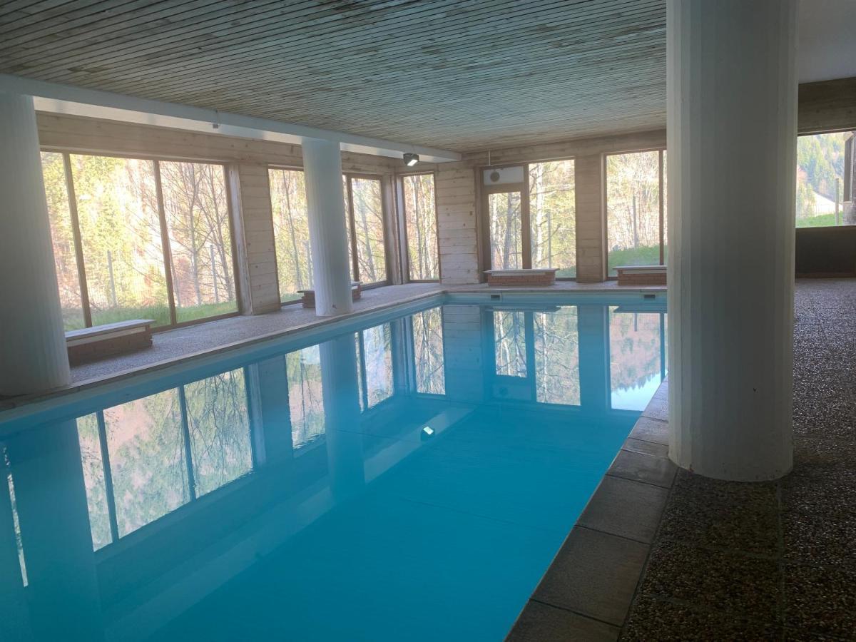Appartement Avec Acces Piscine- Station- 4 Personnes Saint-Jean-dʼAulps المظهر الخارجي الصورة